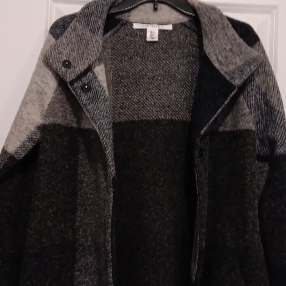 Jacket - Picture 6 of 7